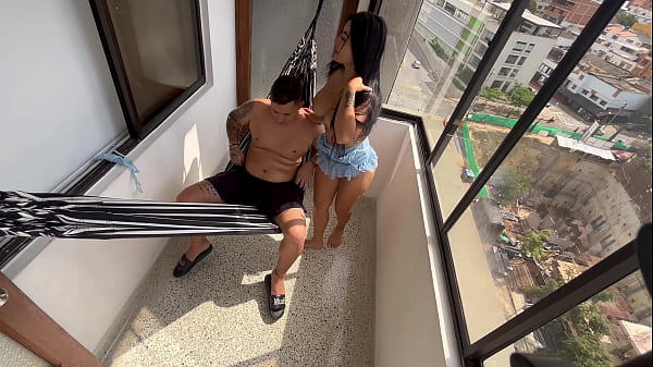 Follada hardcore en el balcón de mi casa-ALEJANDRA PALACIOS-PARTE 1